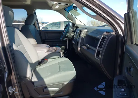 2018 Ram 1500 Express 4X4 6'4 Box from USA, damaged, VIN 1C6RR7FT5JS122051